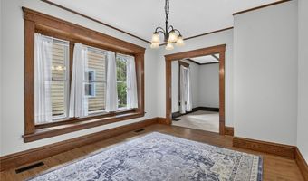 405 Silver St, Akron, OH 44303