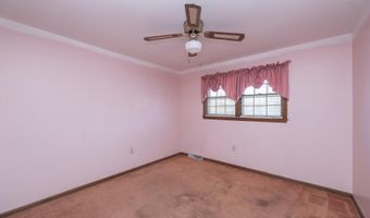 221 Greenland Rd, Anderson, SC 29626