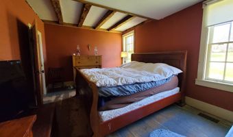 762 McLaren Hill Rd, Barnet, VT 05821
