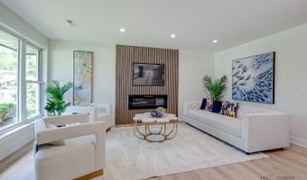 1729 N Mitchell Ave, Arlington Heights, IL 60004