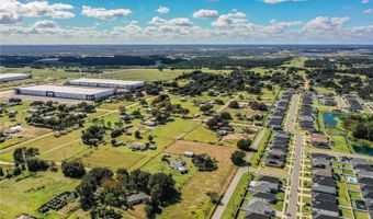 318 SKYBLUE Ln, Auburndale, FL 33823