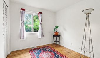 624 Susan Dr, Ann Arbor, MI 48103