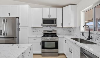 2188 Shadow Canyon Dr, Bullhead City, AZ 86442