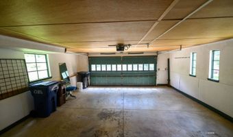 1 Northwood Dr, Athens, OH 45701