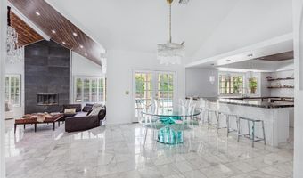 32 Princeville Ln, Las Vegas, NV 89113