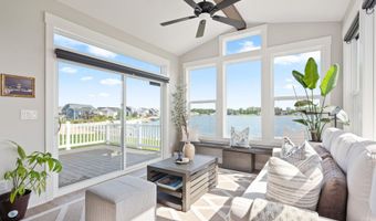 8213 Placid Waters Dr, Allendale, MI 49401