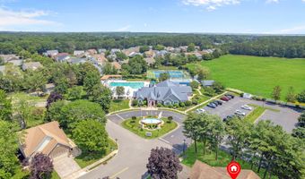 180 Sylvan Lake Blvd, Bayville, NJ 08721