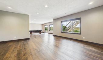 1701 W River Bend St, Brandon, SD 57005