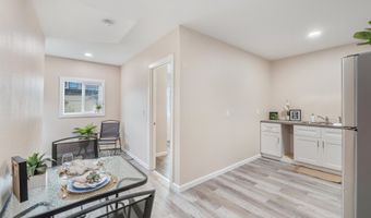 145 KANE St, Kahului, HI 96732