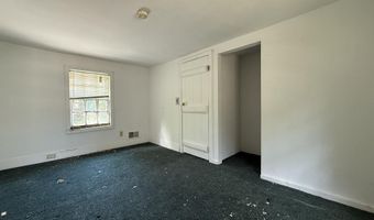 225 Jones Rd 104, Barnegat, NJ 08005