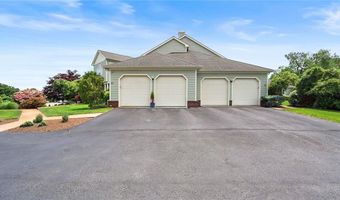 27 Eagle Dr, North Kingstown, RI 02852