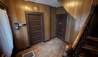 16 Walter St, Bangor, ME 04401