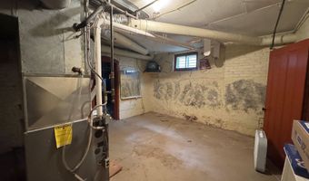 1721 15th St, Monroe, WI 53566