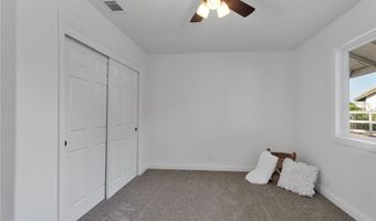 12490 Palomino Ln, Apple Valley, CA 92308