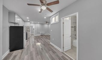 1614 R St SE, Washington, DC 20020