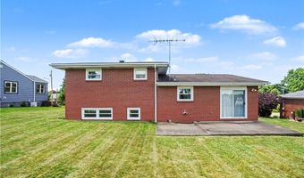 2107 Lynwood Dr, Aliquippa, PA 15001
