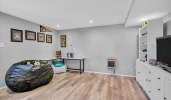 6 Reno Ct, Barnegat, NJ 08005