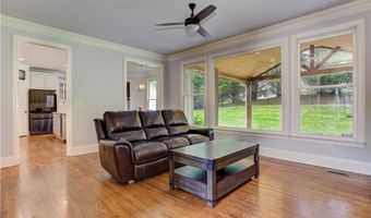 8710 Gilmer Ft, Ball Ground, GA 30107