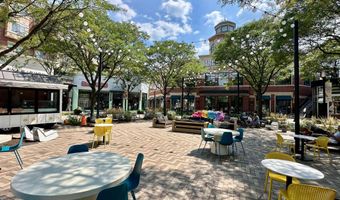 901 N MONROE St 1013, Arlington, VA 22201
