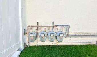 8 COMMONWEALTH Ave, Claymont, DE 19703