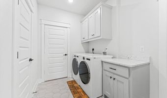 731 Dillon St, Bentonville, AR 72713