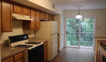 1505 POST OAK Dr 35, Bowie, MD 20721