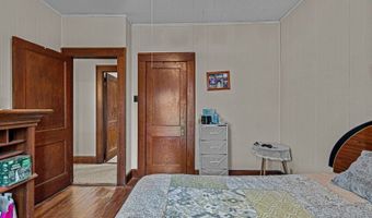 35 Perry St, Belleville, NJ 07109