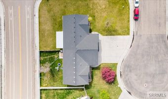 967 Clara Ct, Ammon, ID 83406
