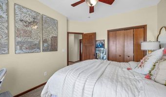 3352 Southridge Dr, Amana, IA 52203