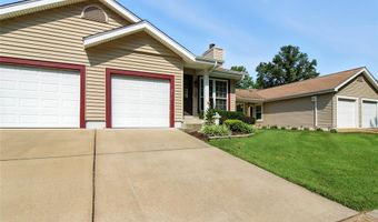 531 Spring Glen Dr, Ballwin, MO 63021