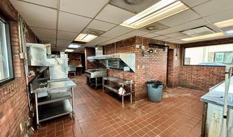 210 W Calhoun St, Bruce, MS 38915