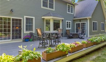 55 Little Pond County Rd, Cumberland, RI 02864