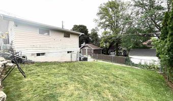 906 Locust St, Atlantic, IA 50022