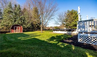 190 Ravenglass Blvd, Amherst, OH 44001