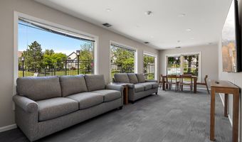 1734 Weatherstone Dr, Ann Arbor, MI 48108