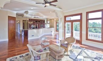 81 Potts Rd, Allentown, NJ 08501