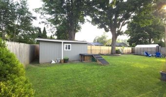 71 Venus Ave, Burlington, VT 05408