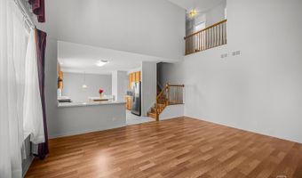 750 Majestic Dr, Algonquin, IL 60102