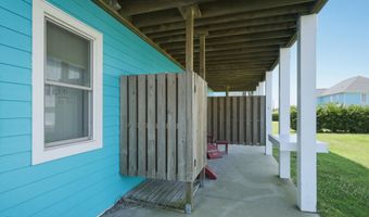 105 Winston Ave A, Atlantic Beach, NC 28512