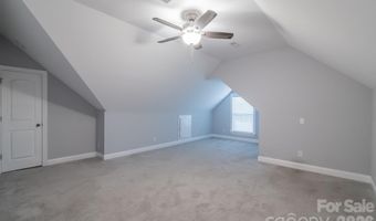 939 Old Stagecoach Rd, Camden, SC 29020
