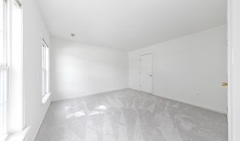 2032 S LANGLEY St, Arlington, VA 22204