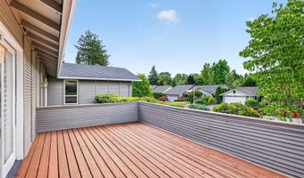 14775 NW OAKHILLS Dr, Beaverton, OR 97006