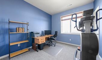 16904 E Love Ln, Benton City, WA 99320