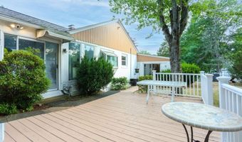 29 Dean Ave, Johnston, RI 02919