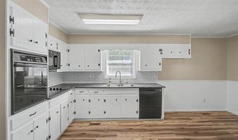 309 Gail St NW, Adairsville, GA 30103