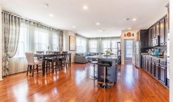21766 HARROUN Ter, Ashburn, VA 20147