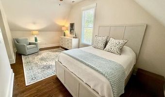 10 Hayek St, Beaufort, SC 29907