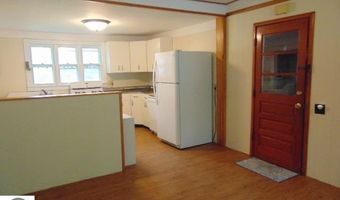 422 E Walnut St, Alma, MI 48801