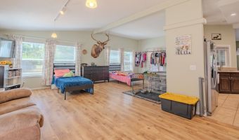 308 SADDLE Rd, Amboy, WA 98601