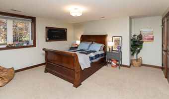 1407 NE 47th St, Ankeny, IA 50021